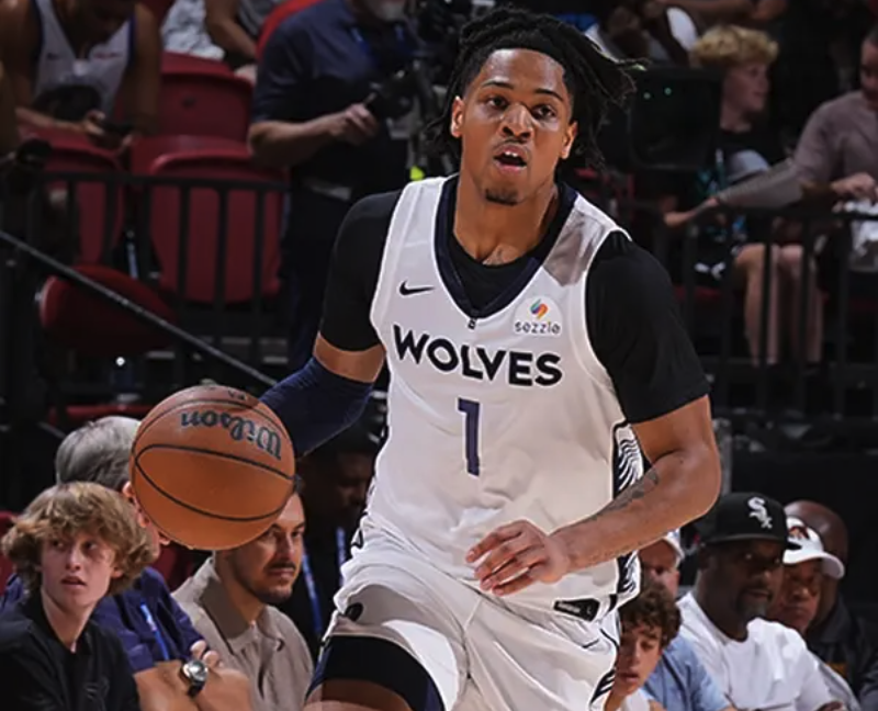 马德兴怒喷女足：主管领导给个解释，主帅不下课亚洲杯必惨败（马德兴痛批女足：相关领导须给出说明，若主帅留任亚洲杯恐惨败）