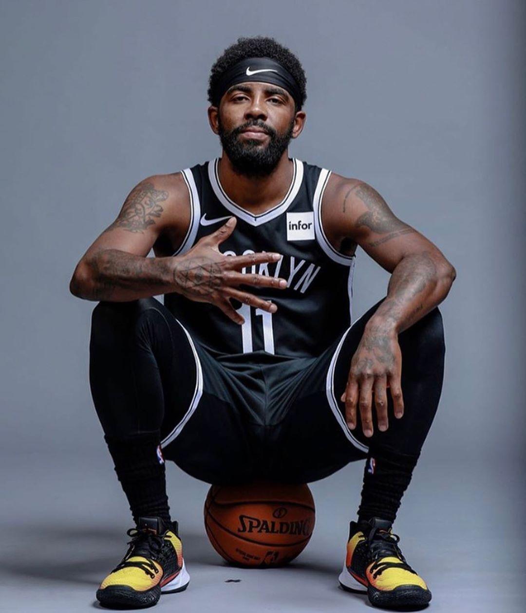 早报：誓死保卫阿隆索.jpg（晨报：阿隆索保卫战.jpg）