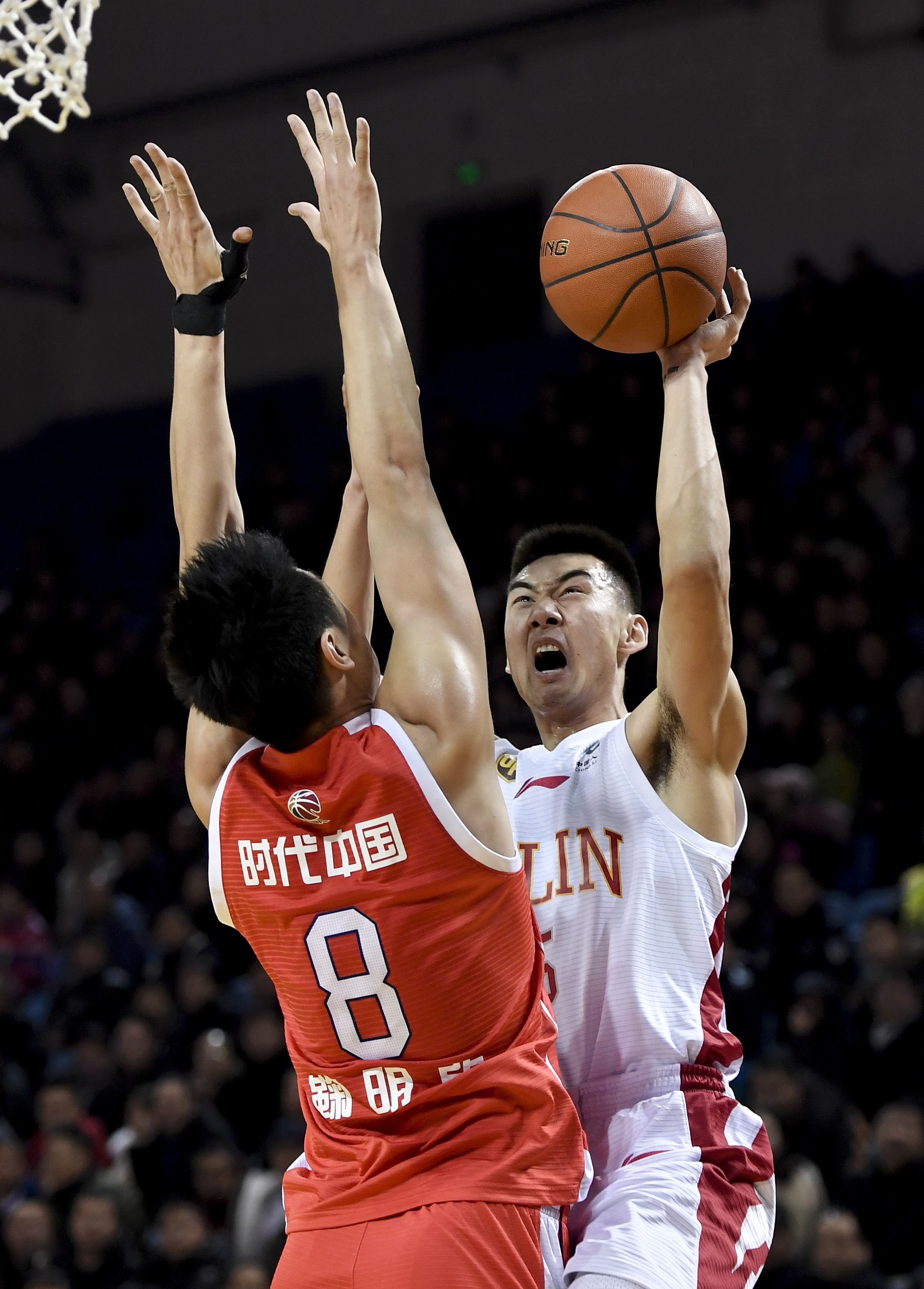 无悬念？中超官方第30轮最佳候选：上演大四喜的法比奥领衔（悬念不大？中超第30轮官方最佳候选出炉：大四喜的法比奥领跑）